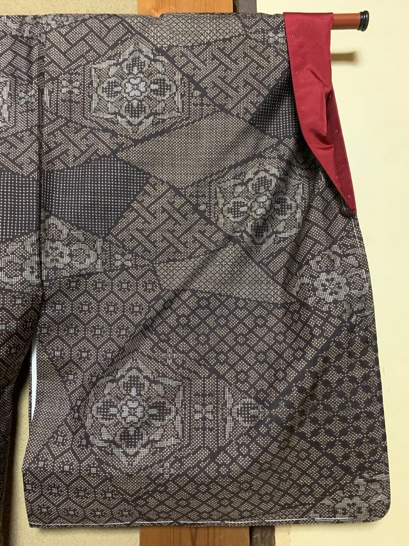 140 正絹　本場泥染大島紬（しつけ有り）