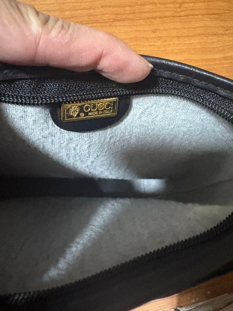 極 美品 オールドグッチ マイクロ GG レザー ショルダーバッグブラック.