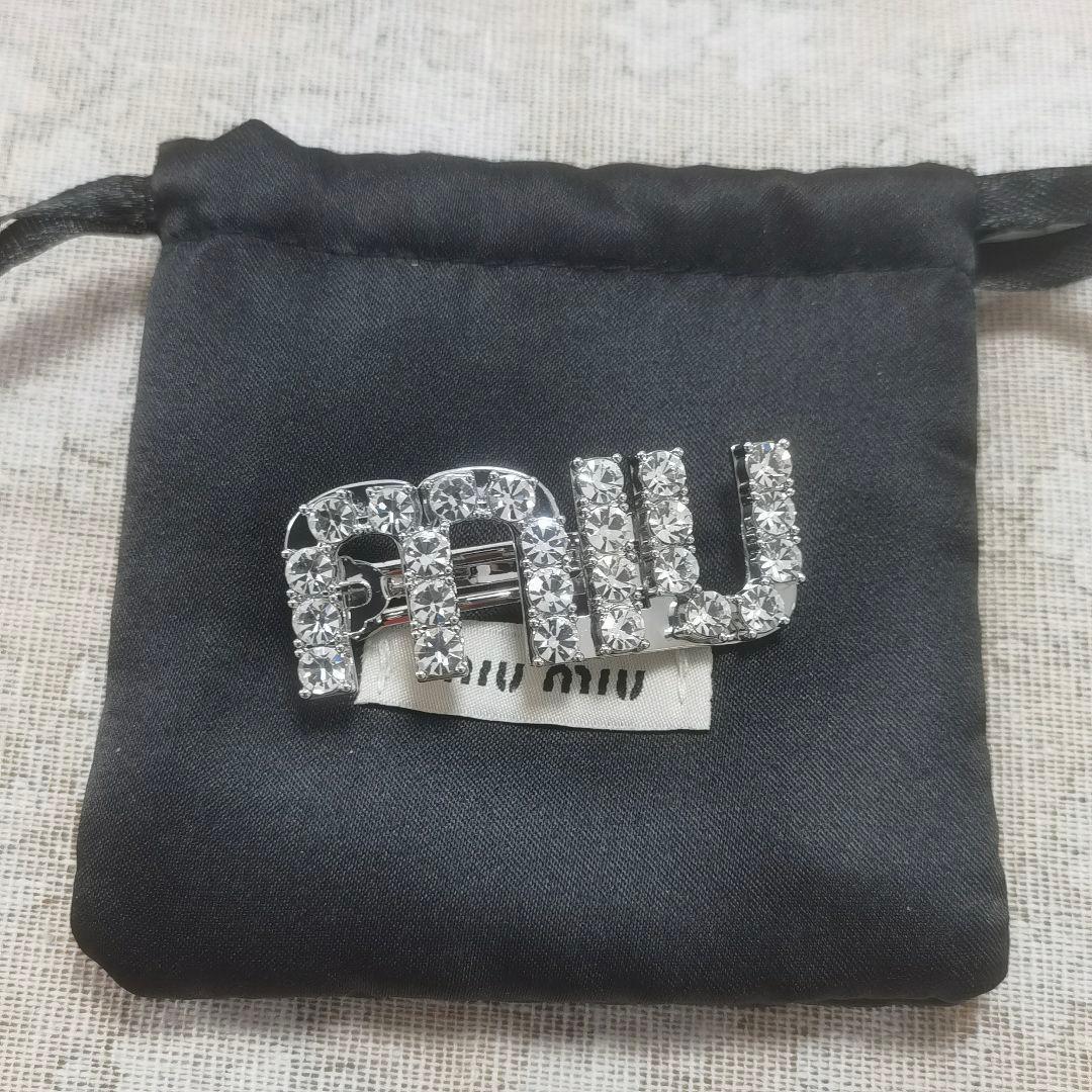 ミュウミュウ シルバー クリスタルヘアクリップ