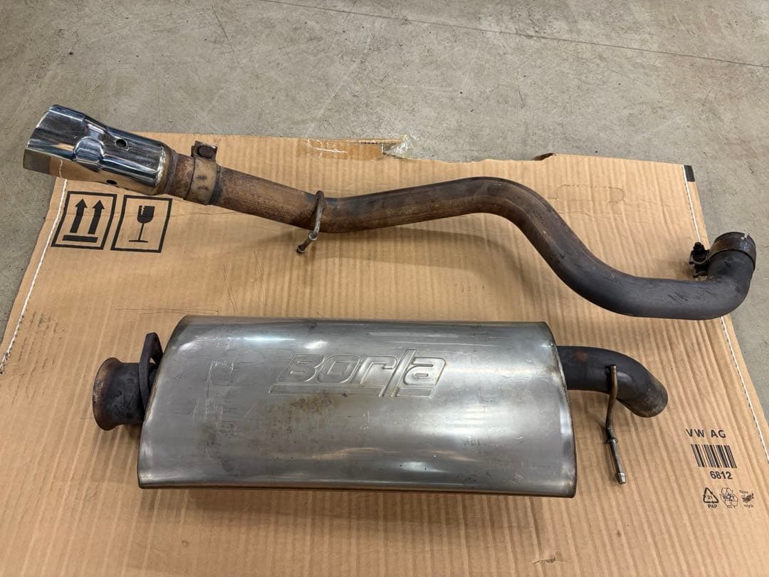 【中古】TJラングラー TJ40 Borla マフラー