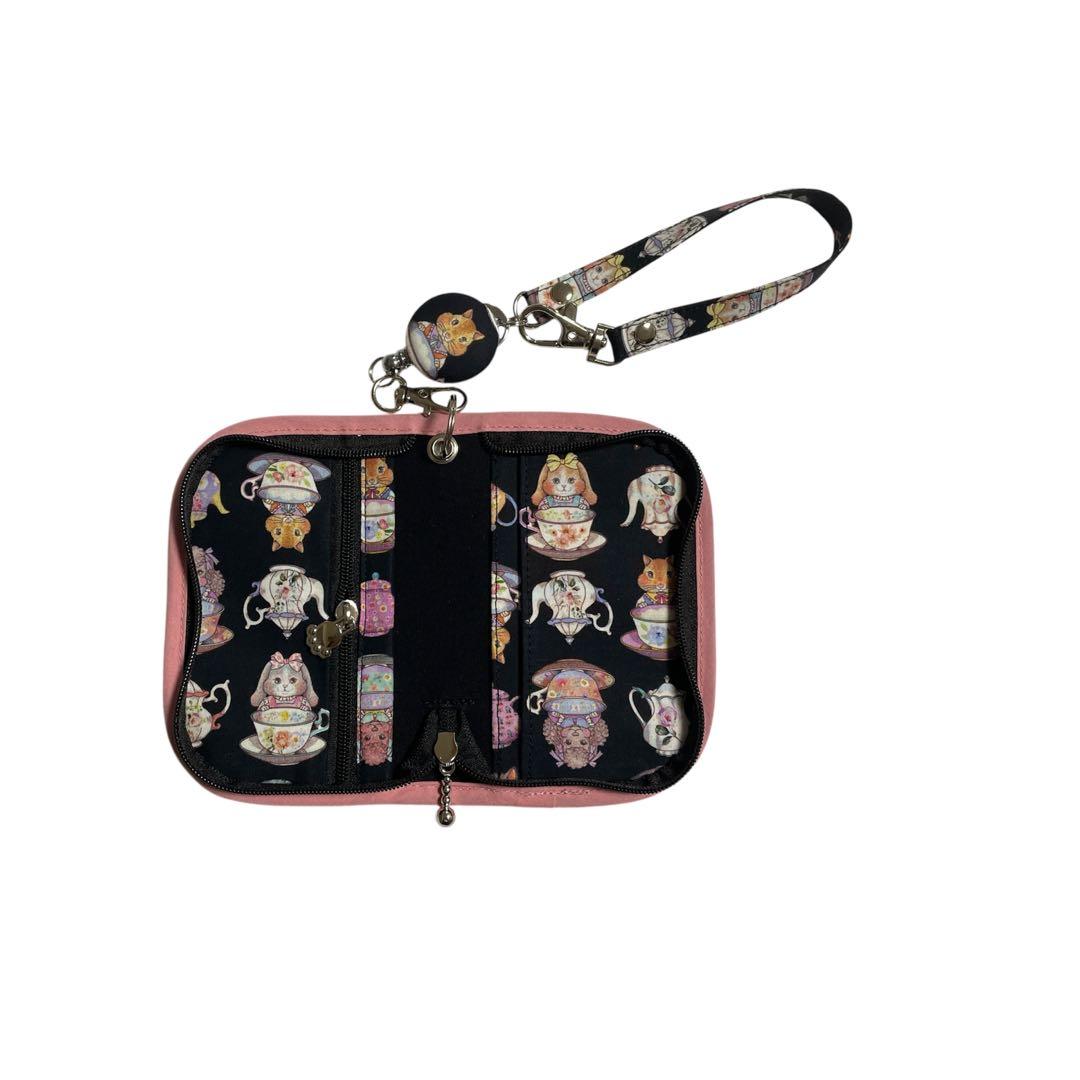 るしぃ 様 2つ折りパスケース allファスナー