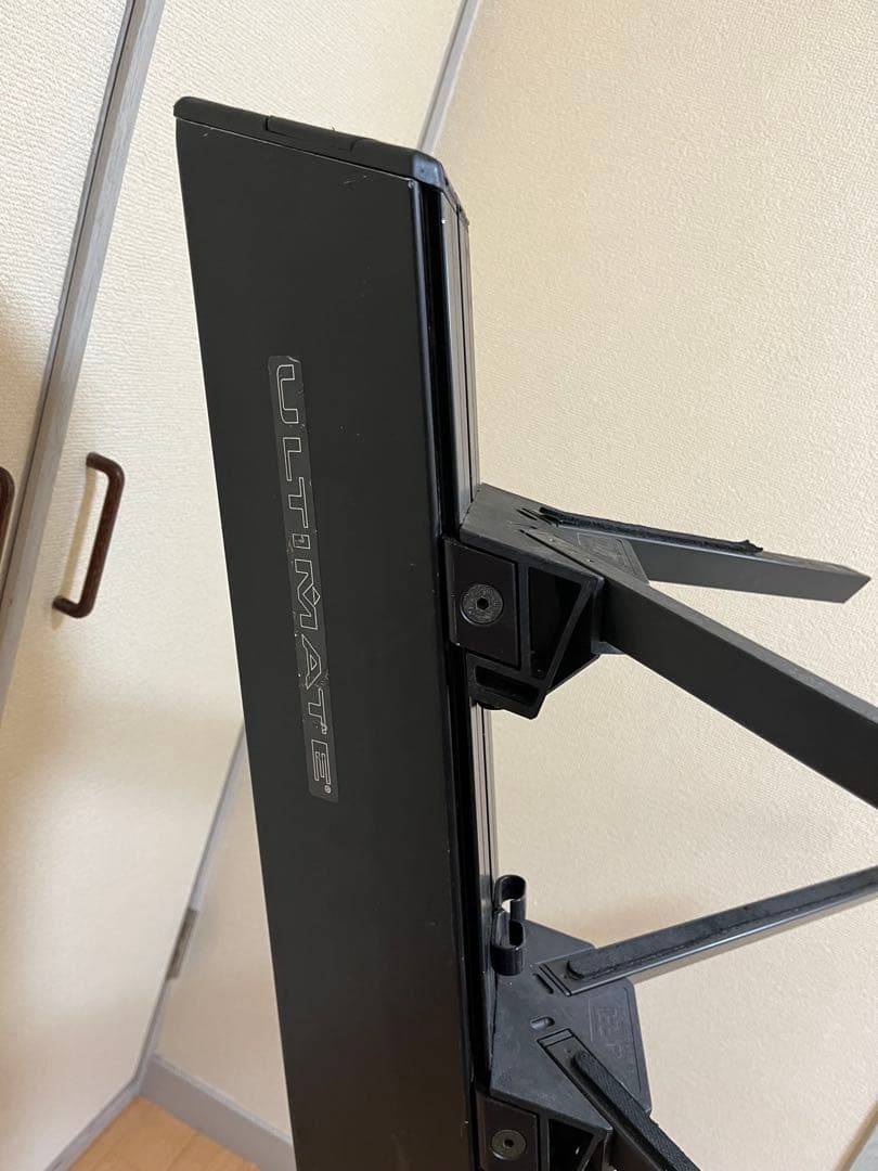 ULTIMATE 折りたたみ式キーボードスタンド ブラック