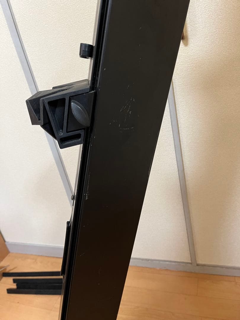 ULTIMATE 折りたたみ式キーボードスタンド ブラック