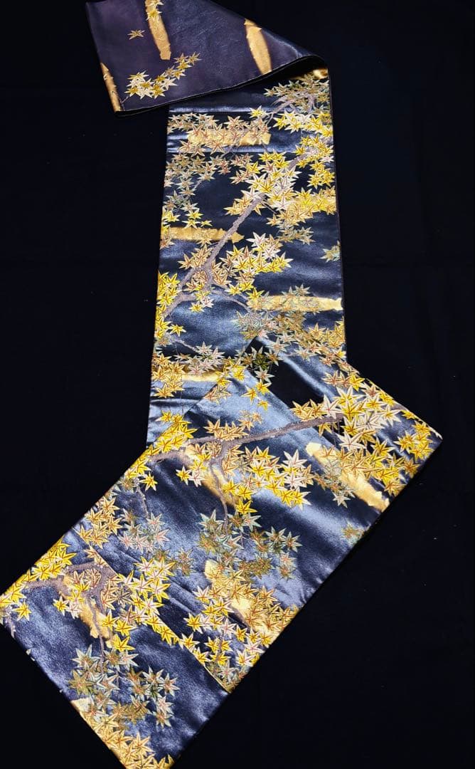 【超美品】袋帯 真珠本金箔 もみじ キラキラ 六通 光沢感グレー