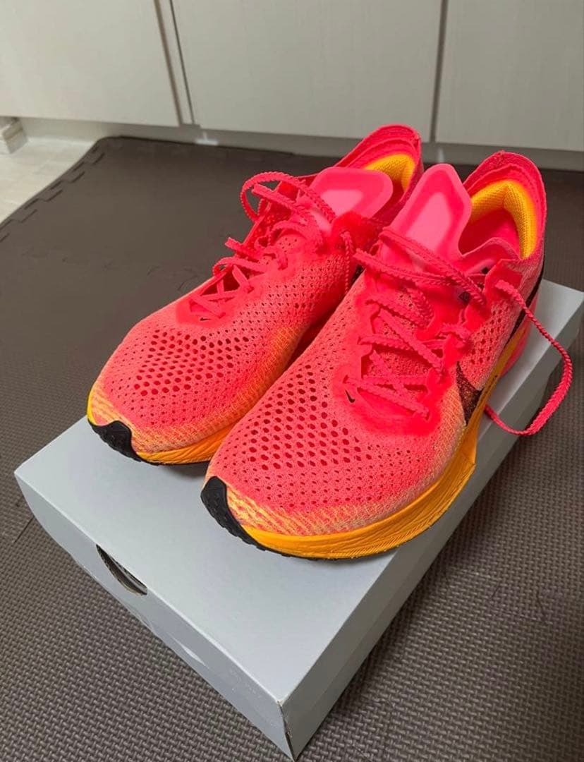 NIKEヴェイパーフライ3 25.5cm