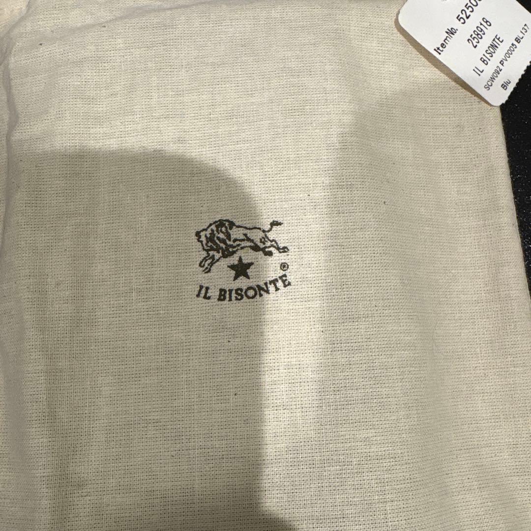 新品未使用　IL BISONTE イルビゾンテ　ネイビー　サイフ