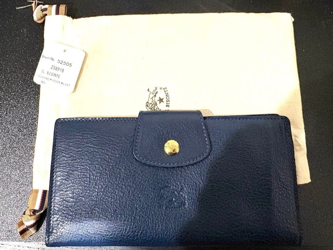 新品未使用　IL BISONTE イルビゾンテ　ネイビー　サイフ