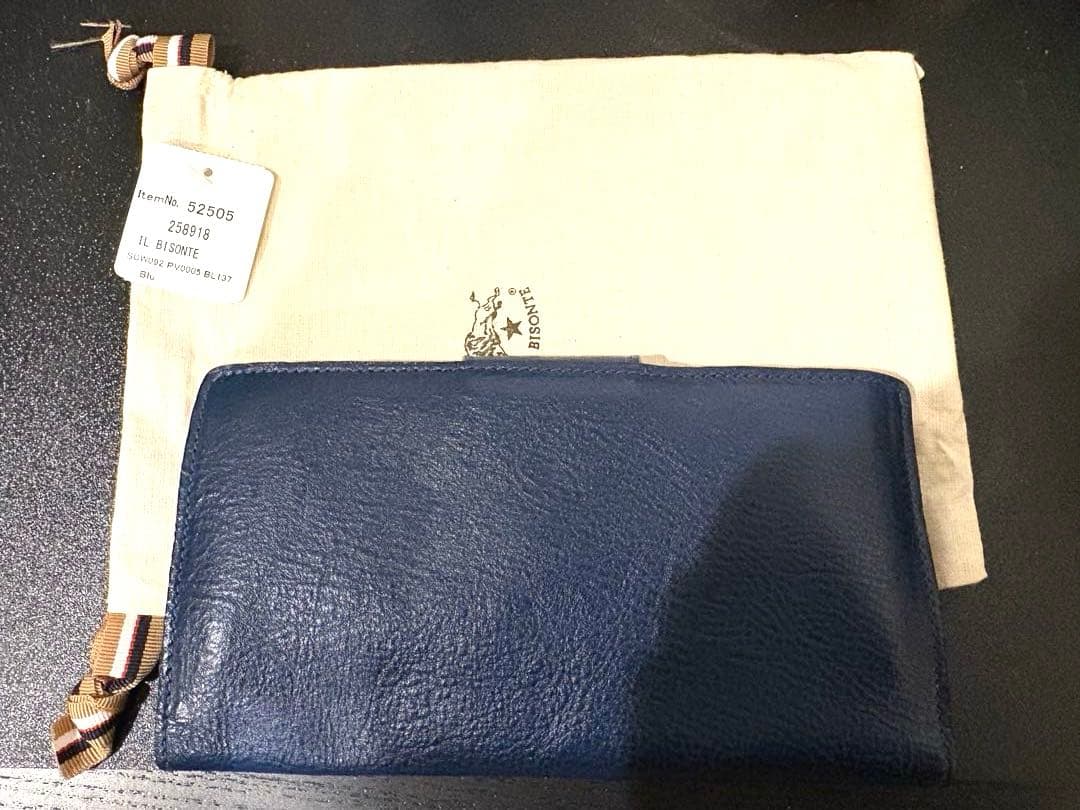 新品未使用　IL BISONTE イルビゾンテ　ネイビー　サイフ