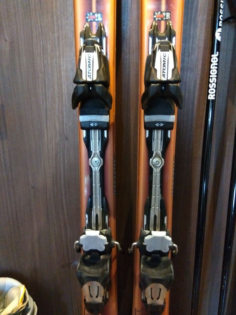 ハイブランド✨️ATOMIC/レディース用/スキーセット/メンテ・WAX済み✔