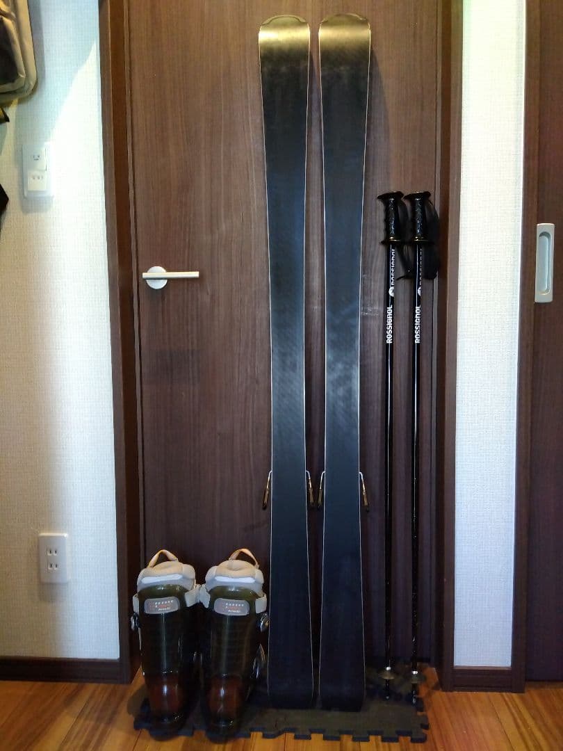 ハイブランド✨️ATOMIC/レディース用/スキーセット/メンテ・WAX済み✔