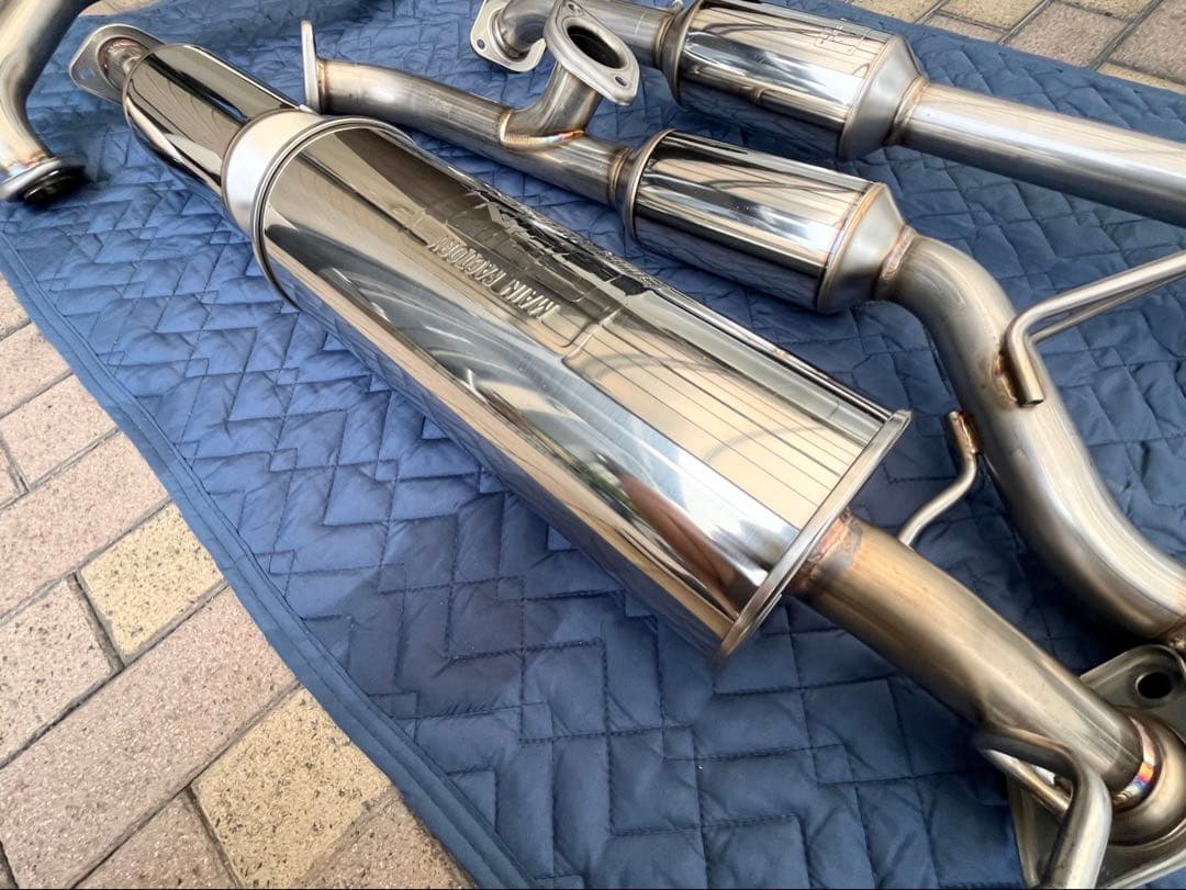 【美品】スイフトスポーツ　ZC33S フジツボ　マフラー　A-R