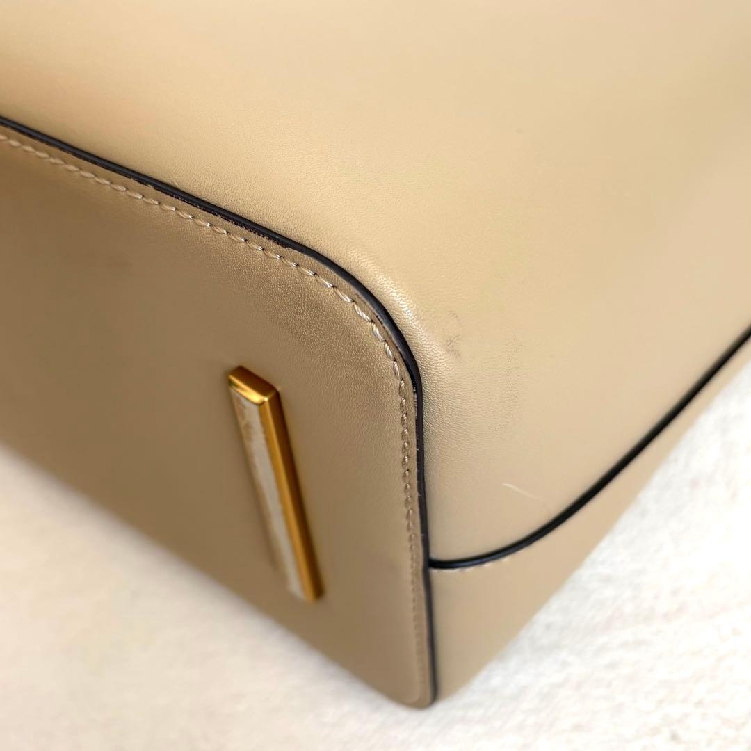 【CHARLES&KEITH】ダブルハンドル スラウチーバッグ ショルダーバッグ