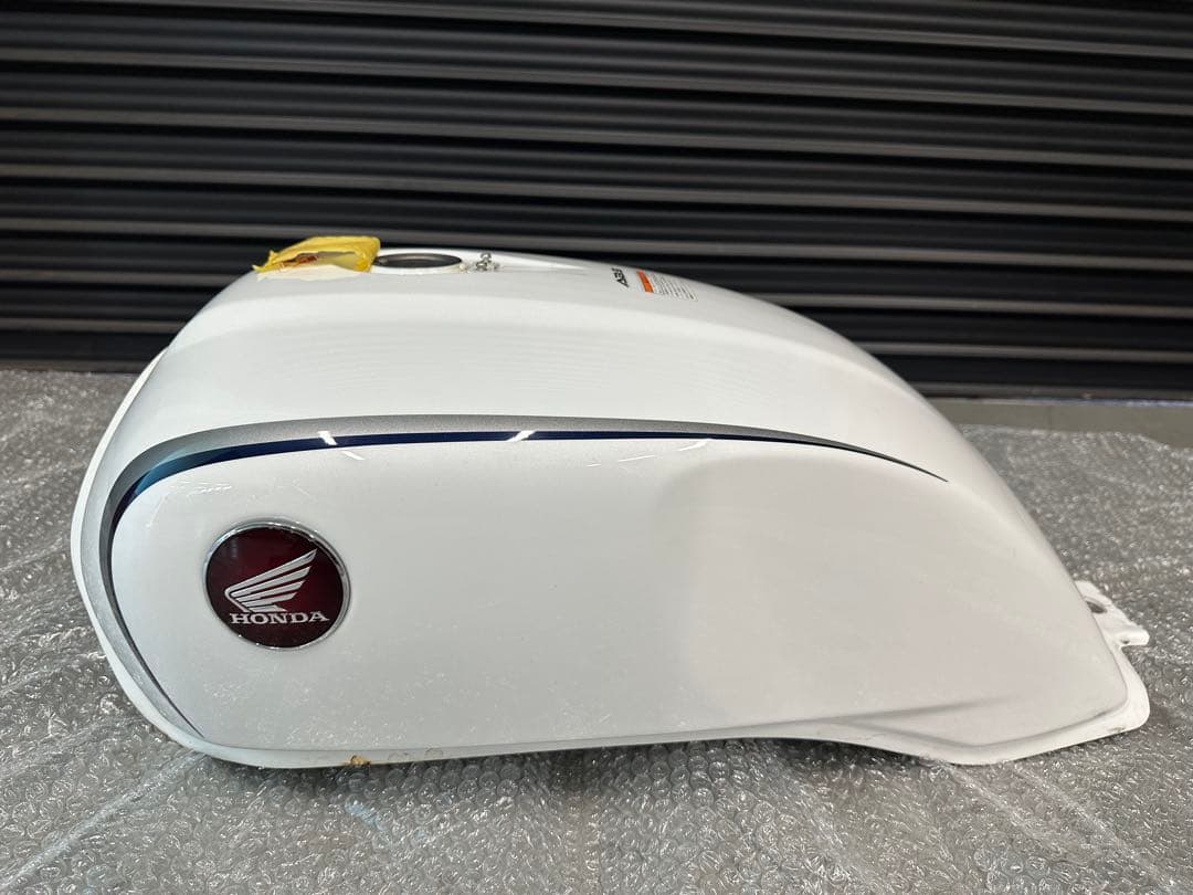 CAROL　ホンダ　CB1100 SC65 純正　タンク　サビなし！