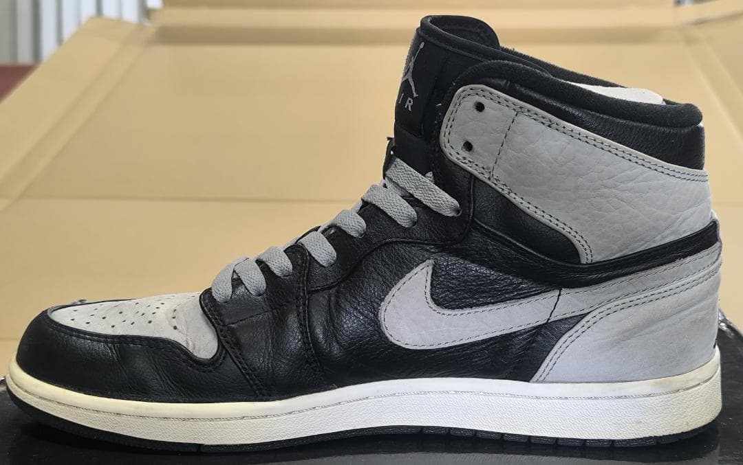 NIKE Air Jordan 1 Retro High シャドウ2009