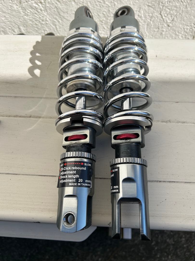 シグナスX 1〜3型　社外リヤサス　ショートタイプ