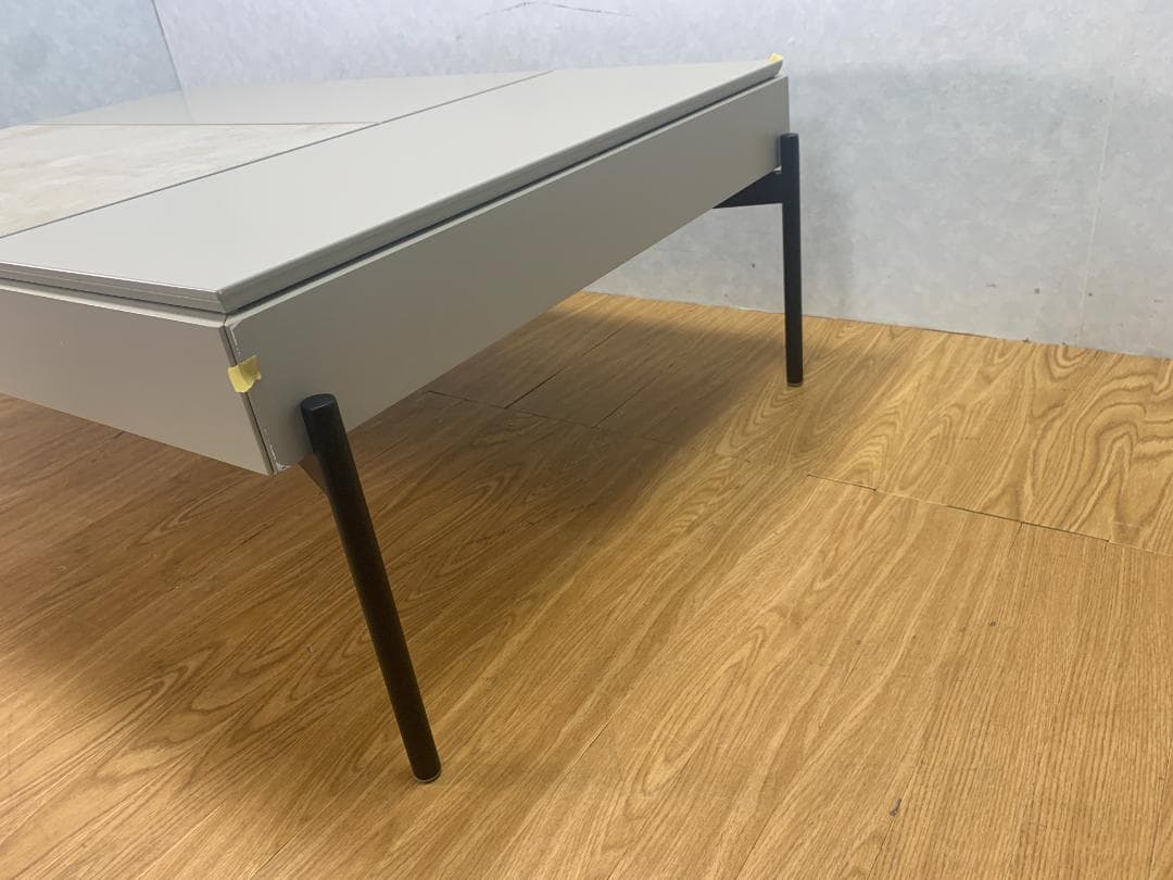 K☆132 ボーコンセプト Chiva コーヒーテーブル アッシュセラミック