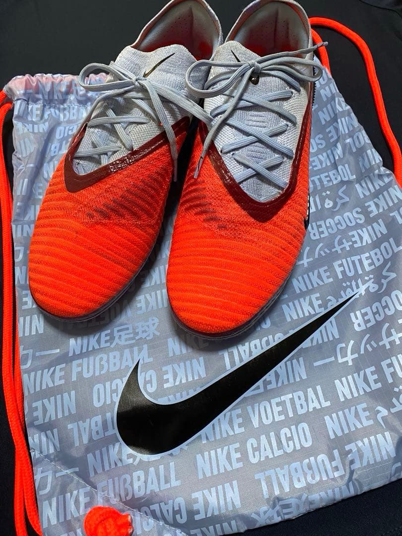 ナイキ ファントム 6 LOW エリート AG-PROサッカー　スパイク27.5