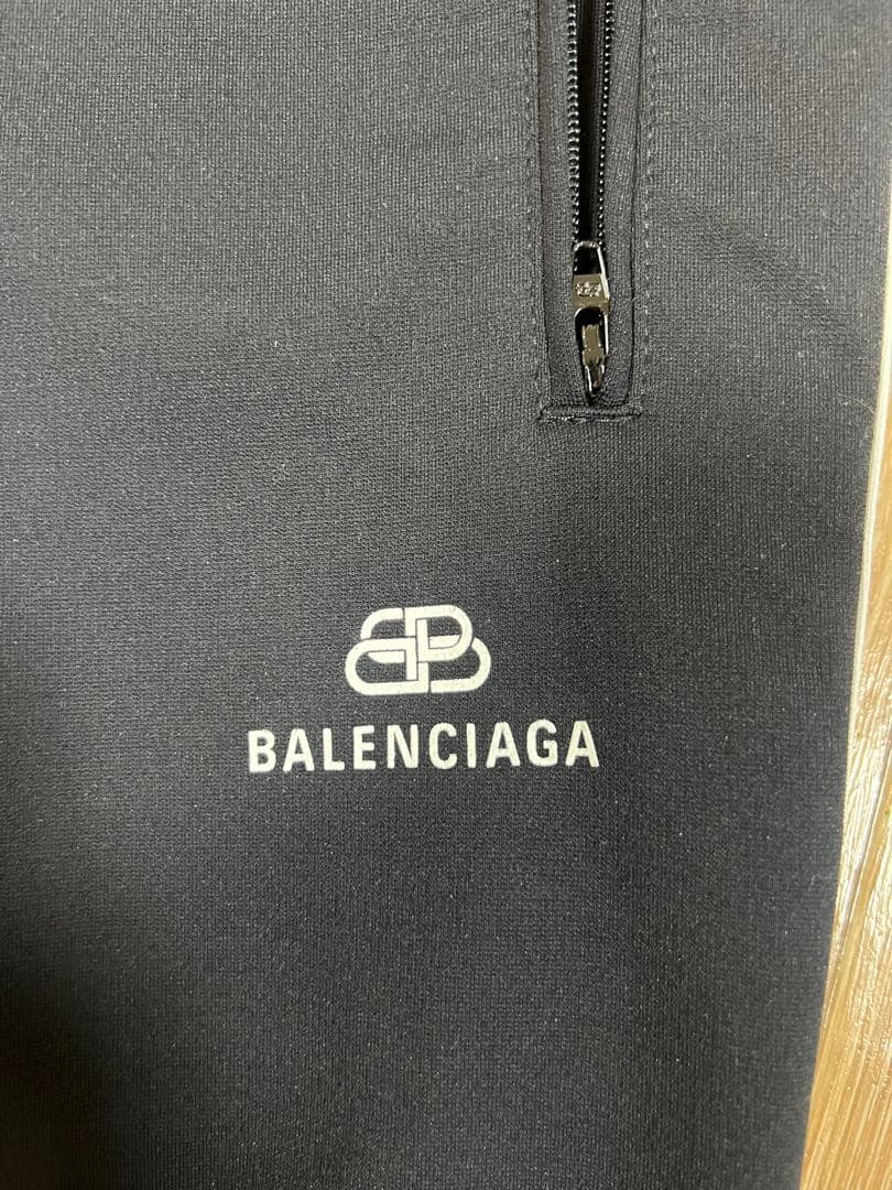 T*K様 格安　国内正規品　バレンシアガ　トラックスーツパンツ　34 サイドライ