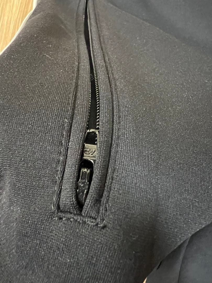 T*K様 格安　国内正規品　バレンシアガ　トラックスーツパンツ　34 サイドライ