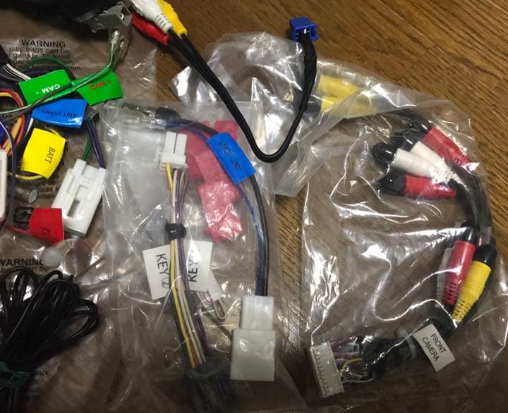 KENWOOD彩速ナビ 200mmワイドサイズ MDV-X701W