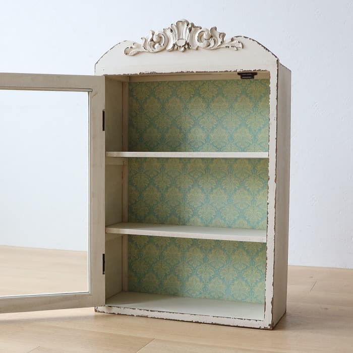 シャビーシック ホワイト ガラスケース 古家具 壁掛け 飾り棚