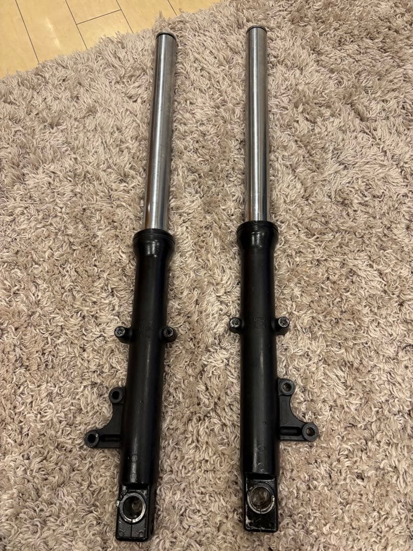 ゼファーχフロントフォーク