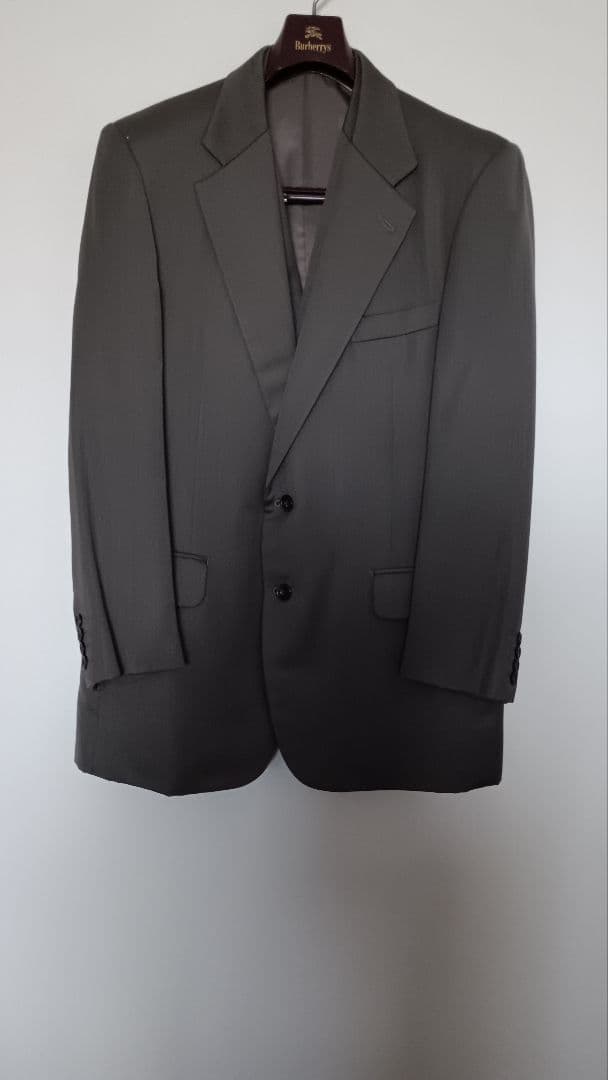 AB7 Burberry 茶 シングルスリーピーススーツ