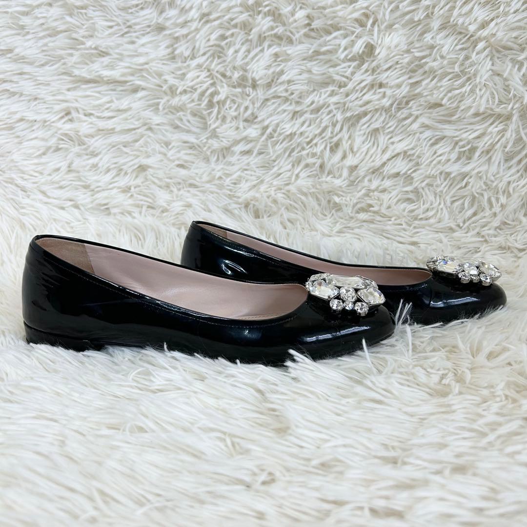 ✨希少✨MIU MIU エナメル フラットシューズ クリスタルビジュー