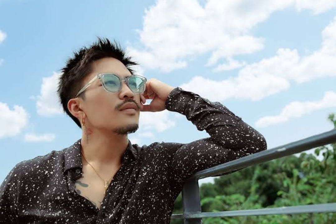 数原龍友さん同型 the silent soulサングラス