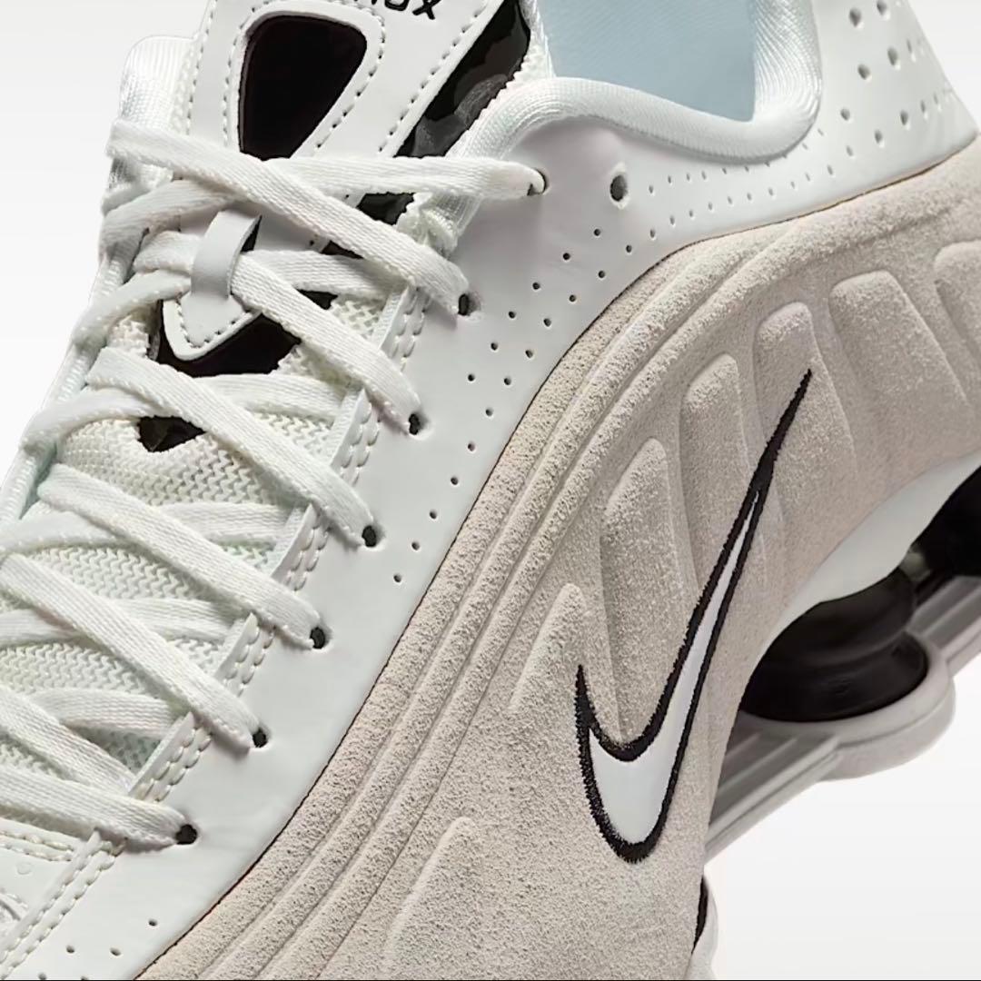 NIKE ナイキ ショックス R4 ホワイト25cm