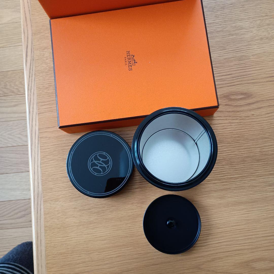 R*様 HERMES 幾何学模様の陶器キャニスター未使用