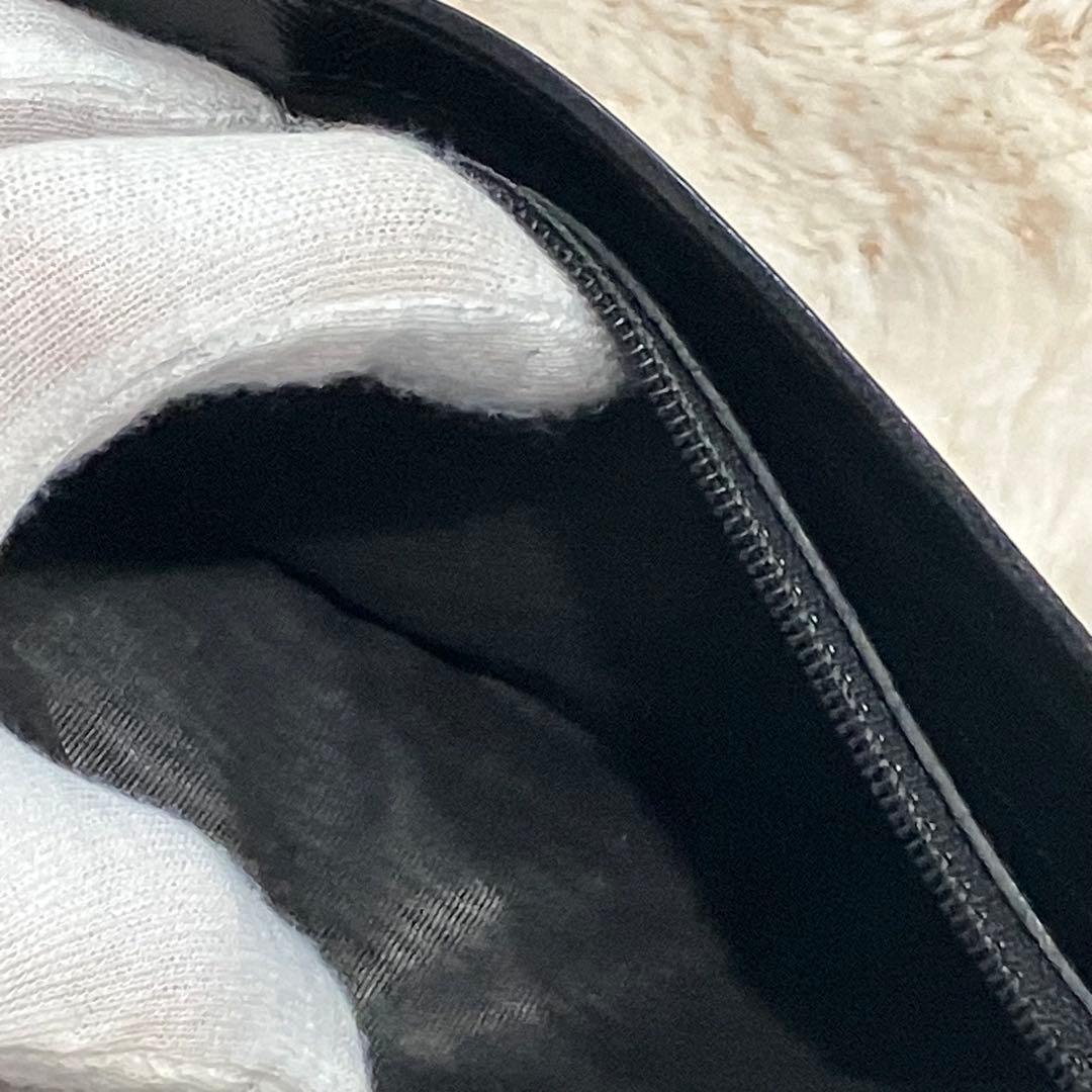 PRADA 長財布 三角ロゴ　サファイアーノレザー