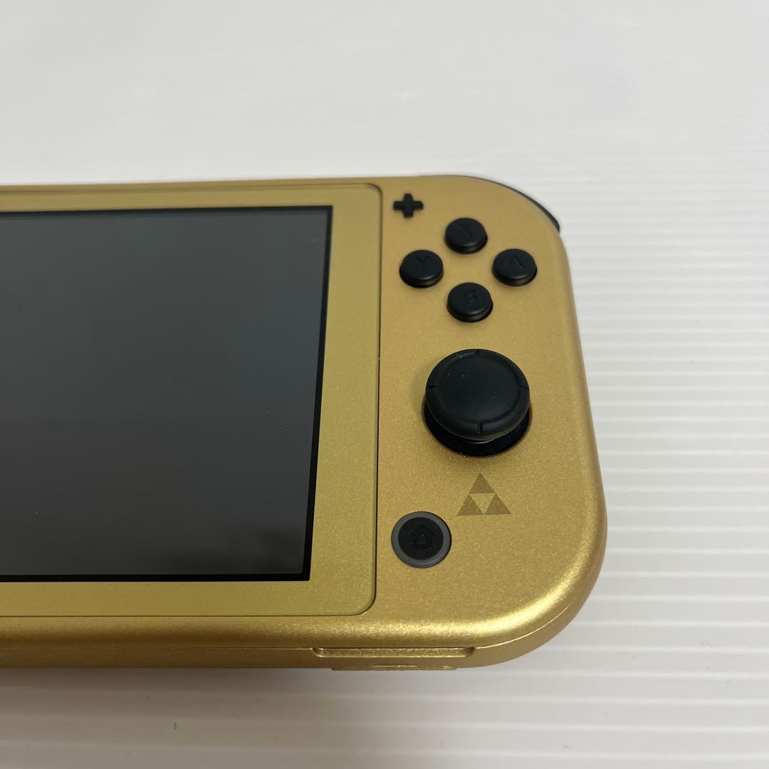 Switchライト　ハイラルエディション