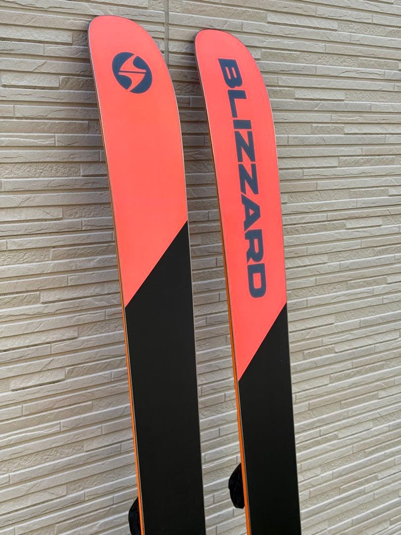 Blizzard Rustler 11 スキー板 180 cm