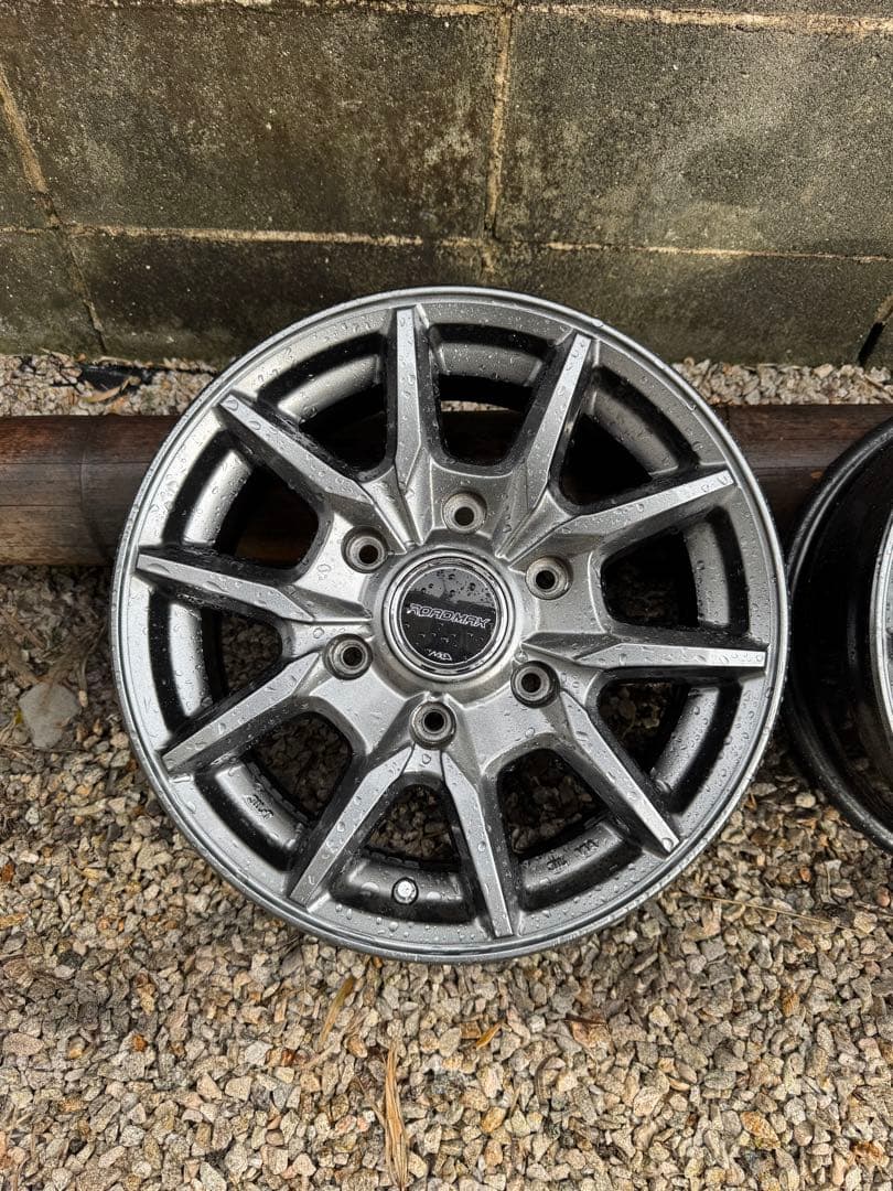 15インチ ロードマックス６穴　ハイエース