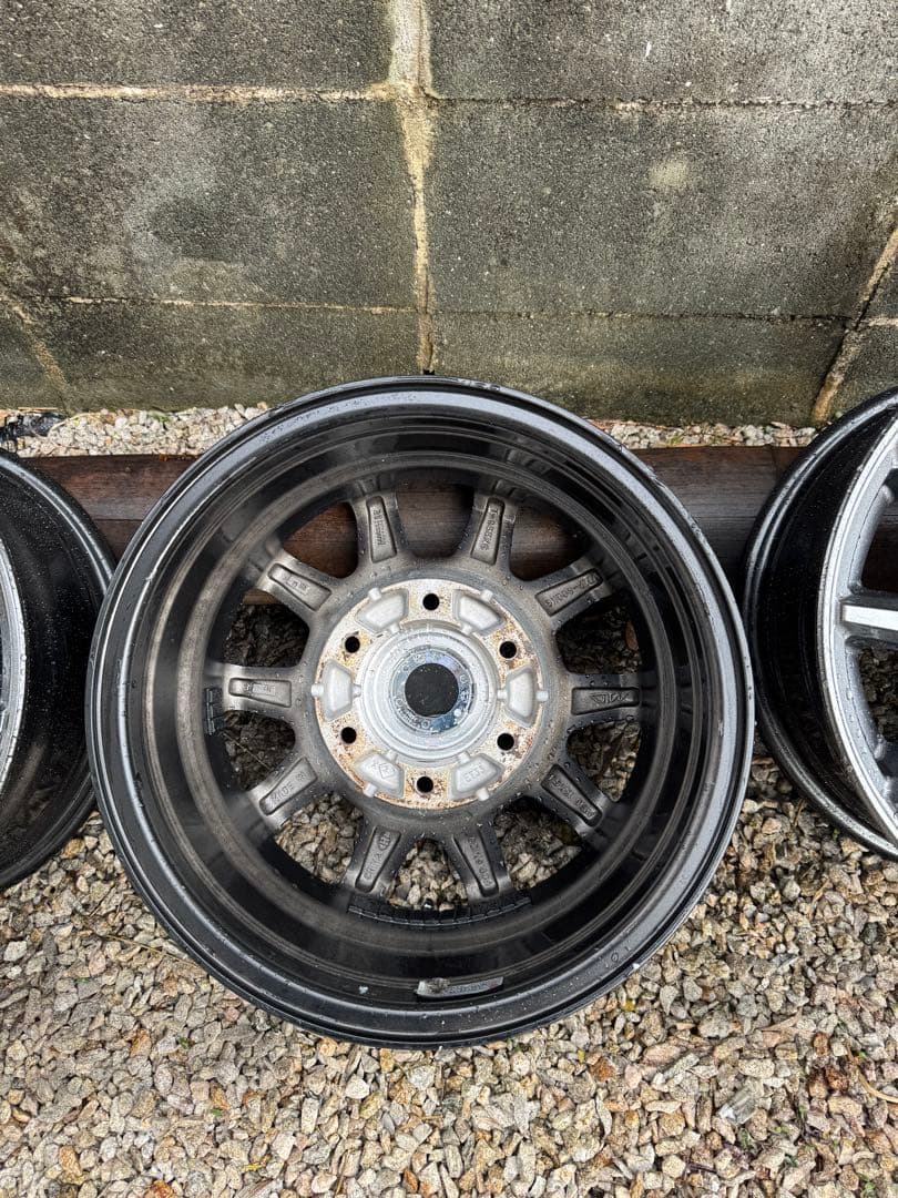 15インチ ロードマックス６穴　ハイエース