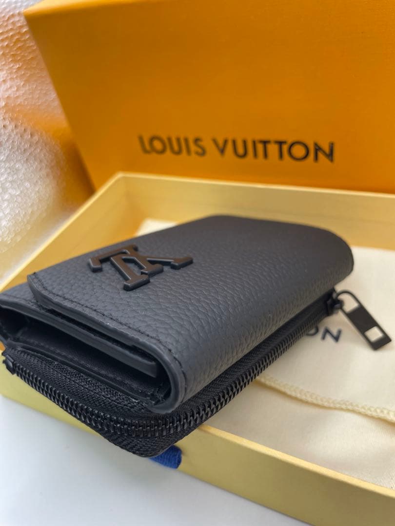【美品】LOUIS VUITTON ポルトフォイュ・パイロット ウォレット