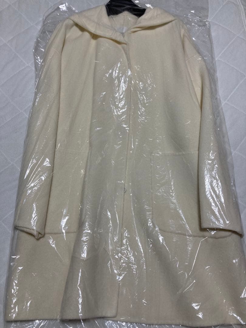 新品未使用タグ付 CADUNE カデュネ　フードリバーコート