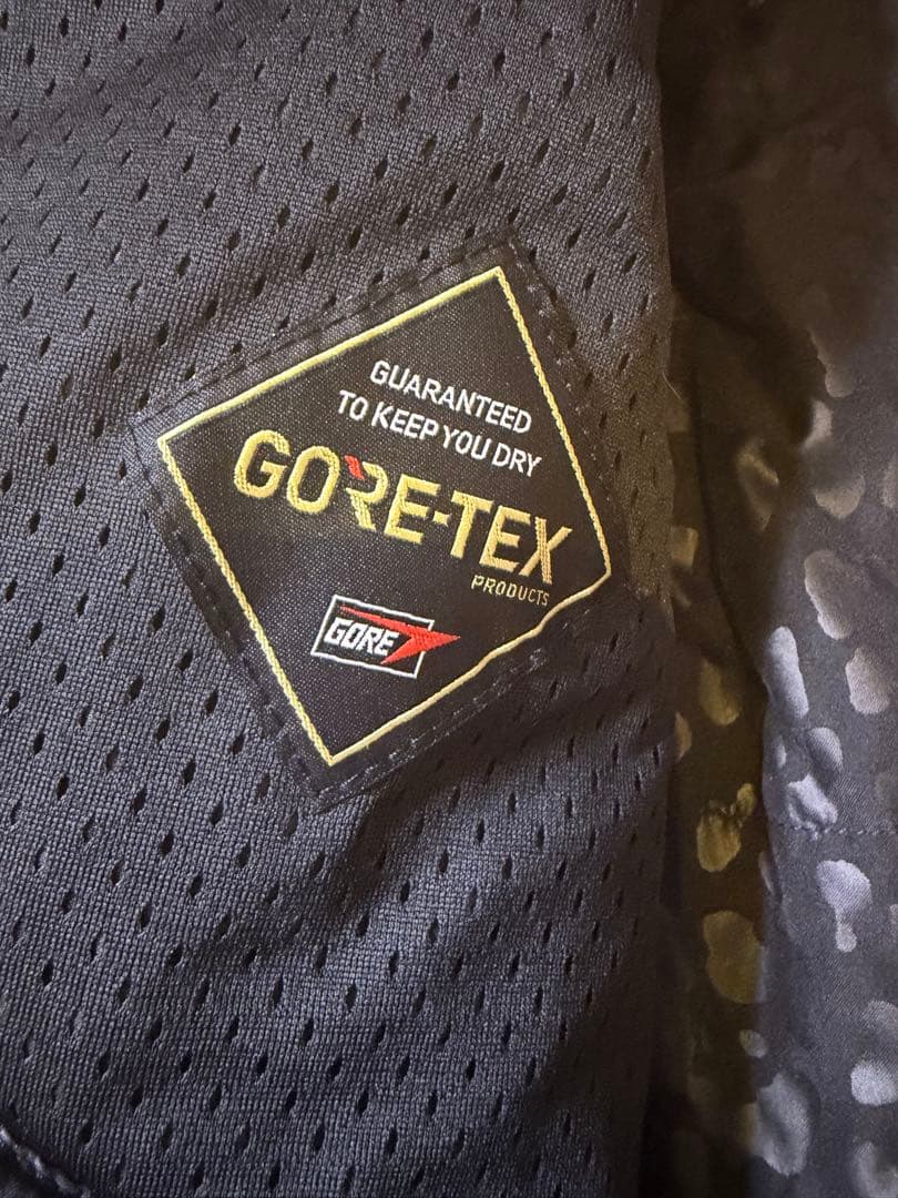 VOLCOM GORE-TEX スノボジャケット S