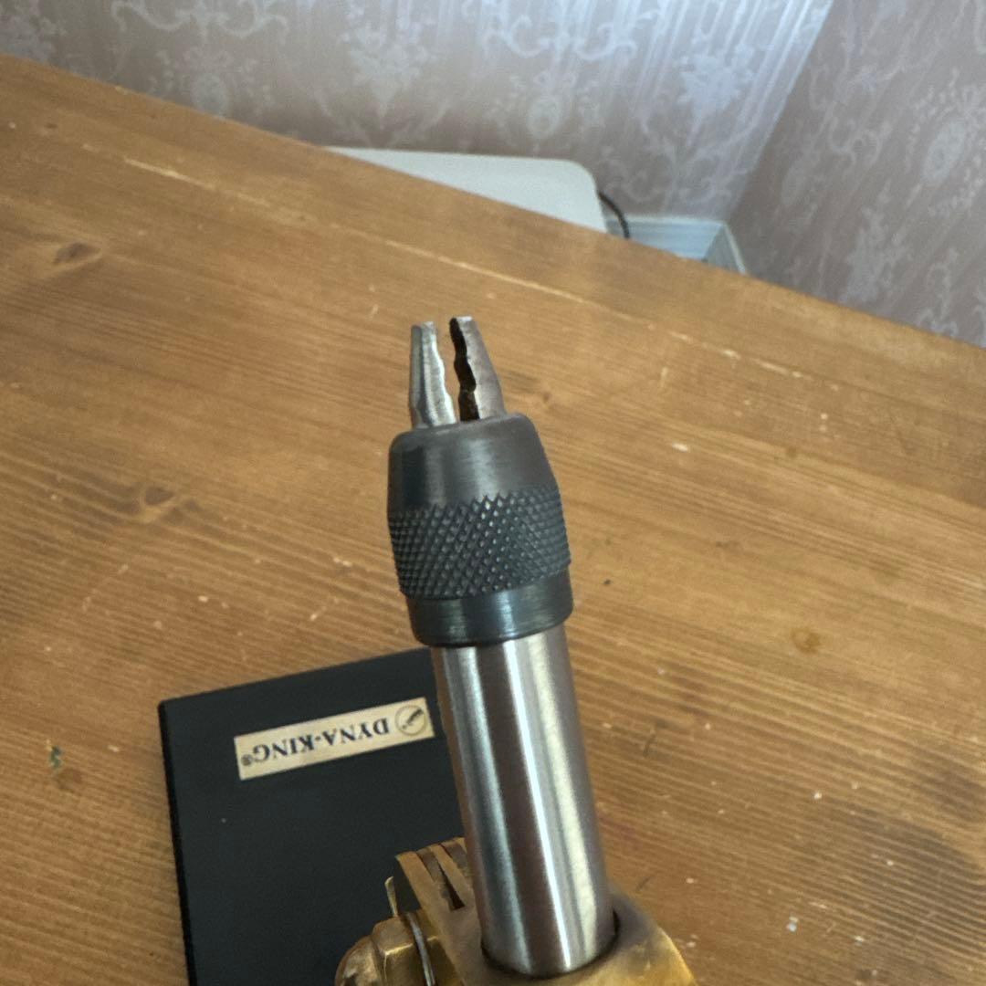 DYNA-KING フライタイイングツール