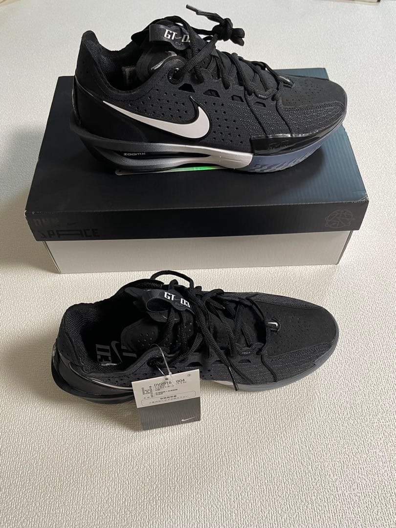 バスケットボールシュウズ　ナイキG.T.カット3EP