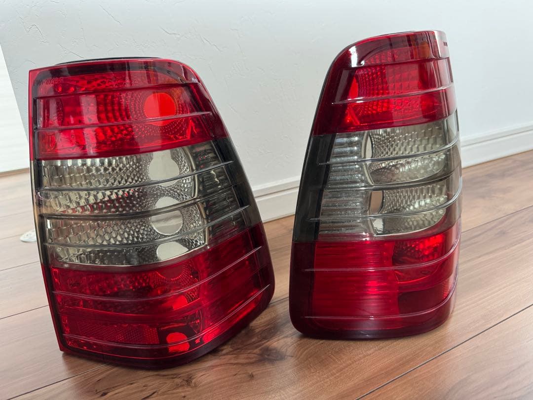 メルセデスベンツw124ワゴン 【中古】ハーフスモーククリアランプ