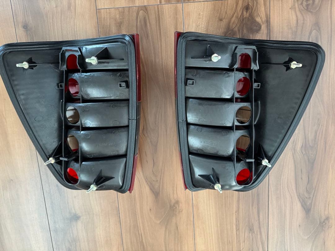 メルセデスベンツw124ワゴン 【中古】ハーフスモーククリアランプ