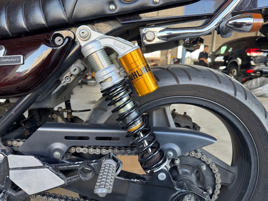 ゼファー400/750 リアサスペンション オーリンズ　KA143