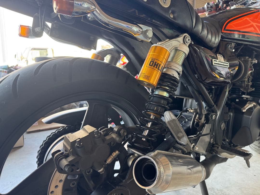 ゼファー400/750 リアサスペンション オーリンズ　KA143