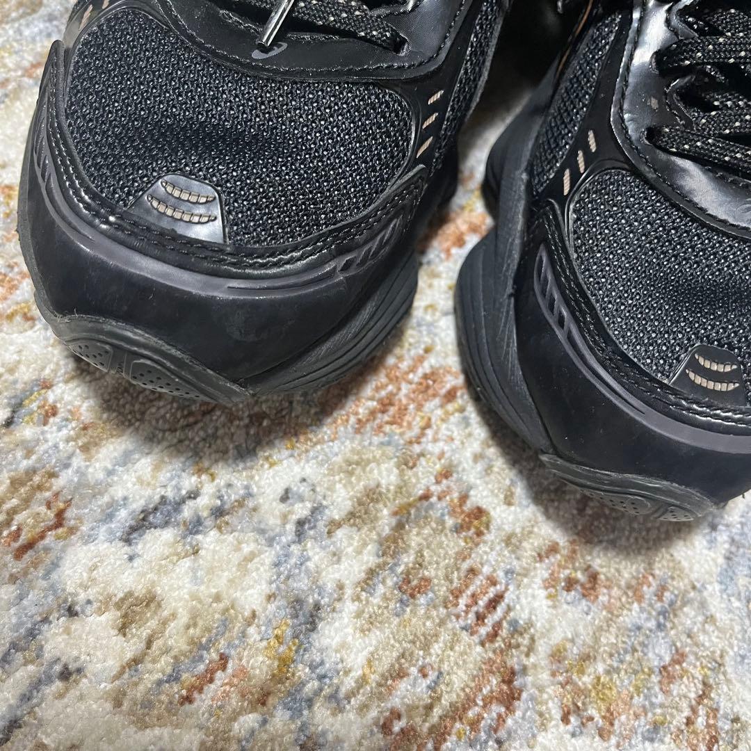 最終値下げASICS GEL-KINETIC FLUENT 24cm