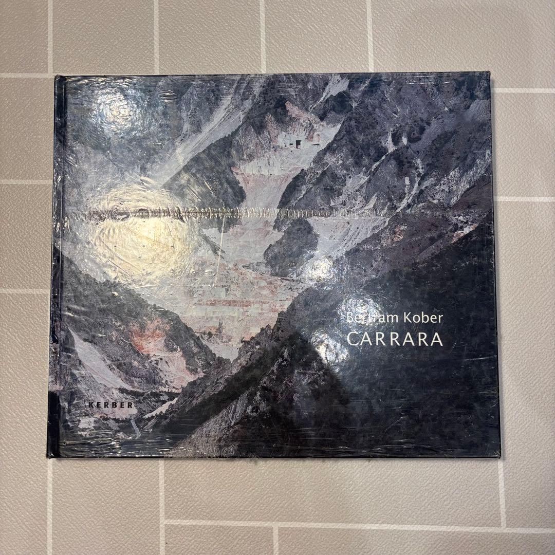 ベルトラム・コーバー写真集 Carrara カッラーラ 大理石