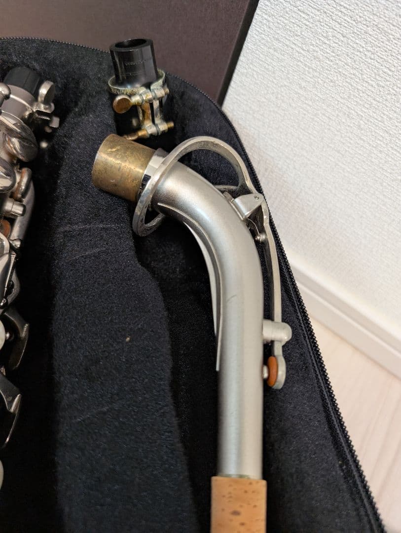 N*m様 アルトサックス 彫刻入り ジャンク品