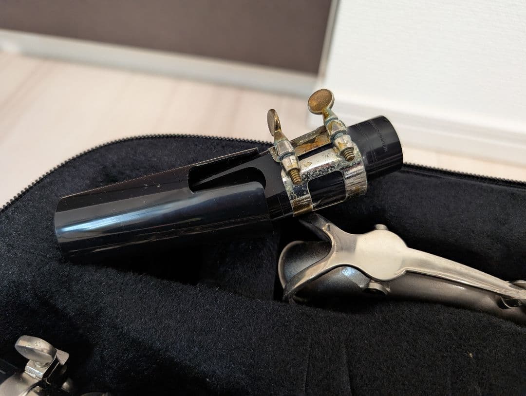 N*m様 アルトサックス 彫刻入り ジャンク品