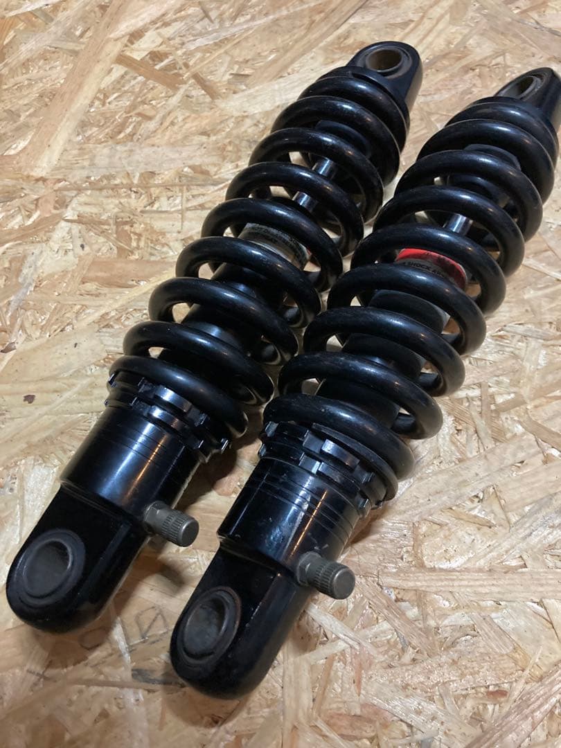 イージーライダース　SR400ローダウンサスペンション